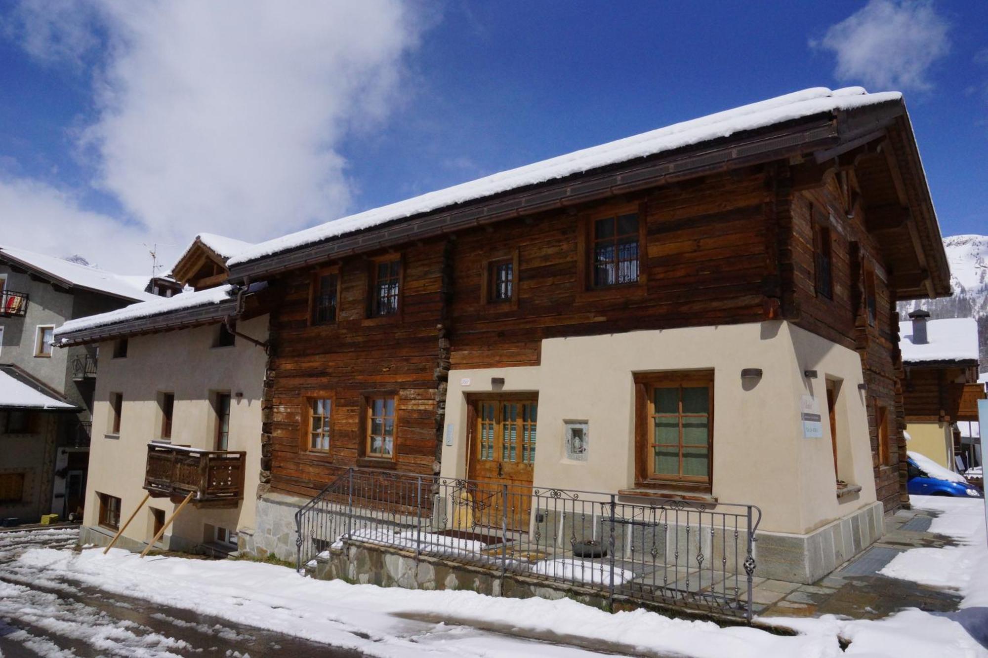 Aparthotel Chalet Tea Da Bondi Livigno Exterior foto